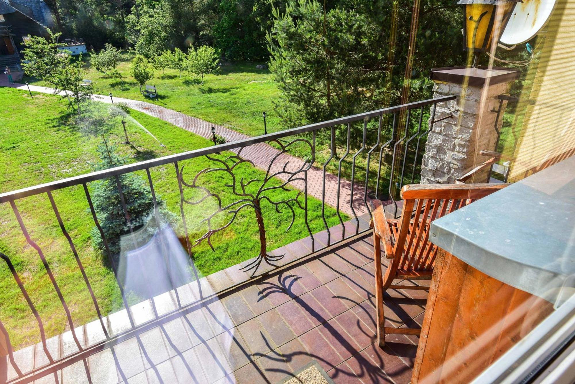 Laukdvaris Laukzeme Номер фото